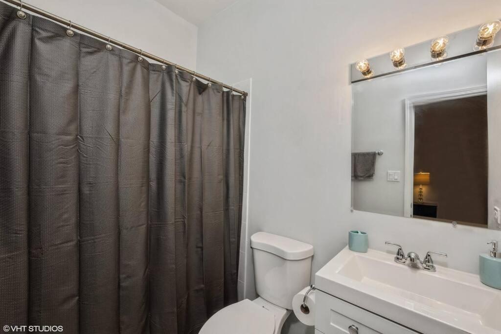 2-Bed 2-Bath Apt - Close To Uc W/ Free Parking ชิคาโก ภายนอก รูปภาพ